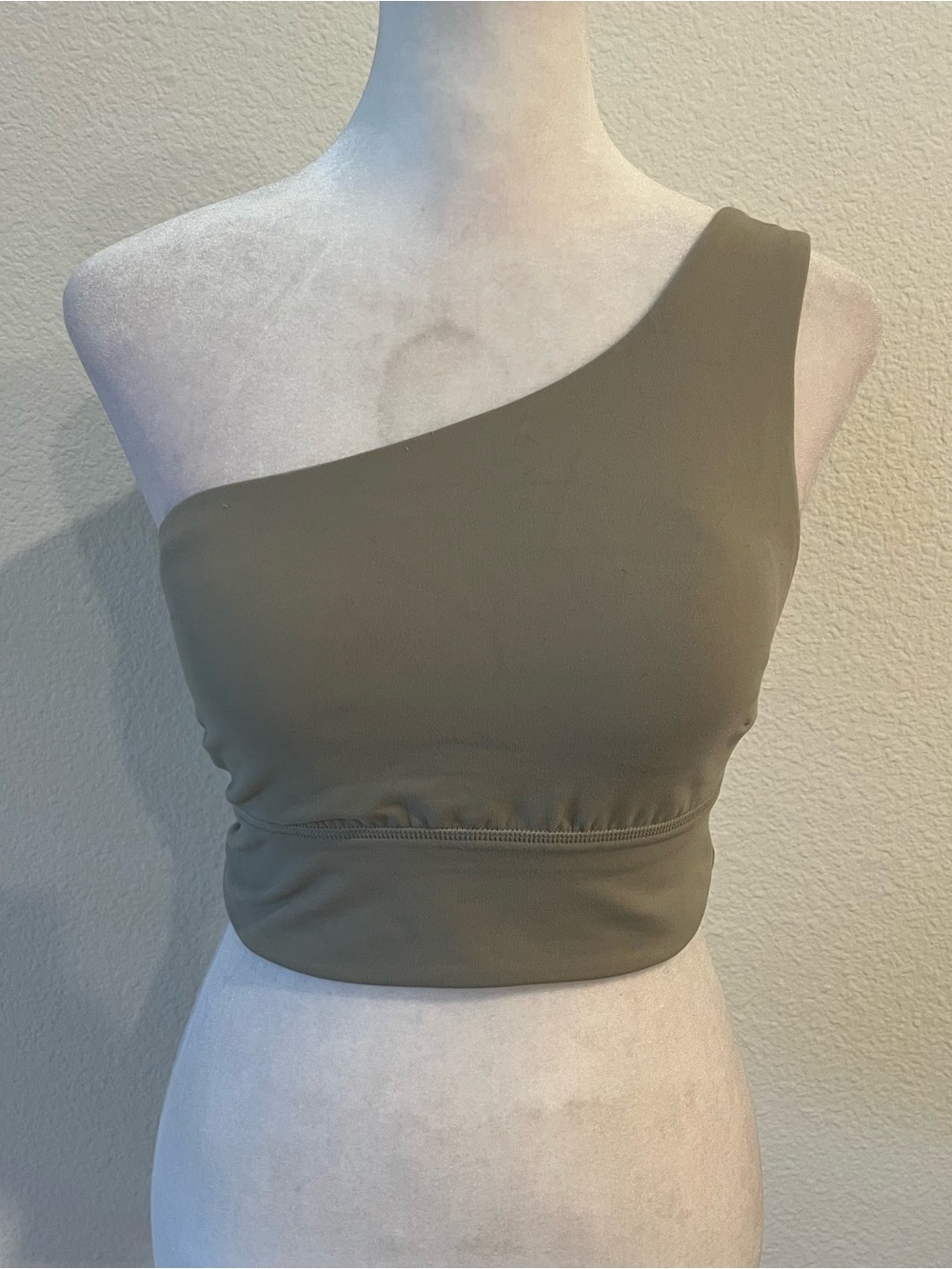 Lululemon Align Asymmetrical Bra size 6